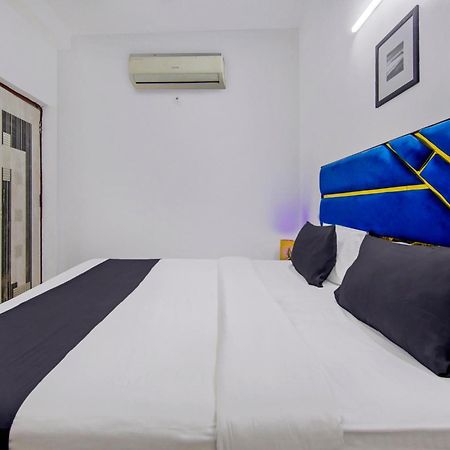 Hotel O Relax Inn Nuova Delhi Esterno foto